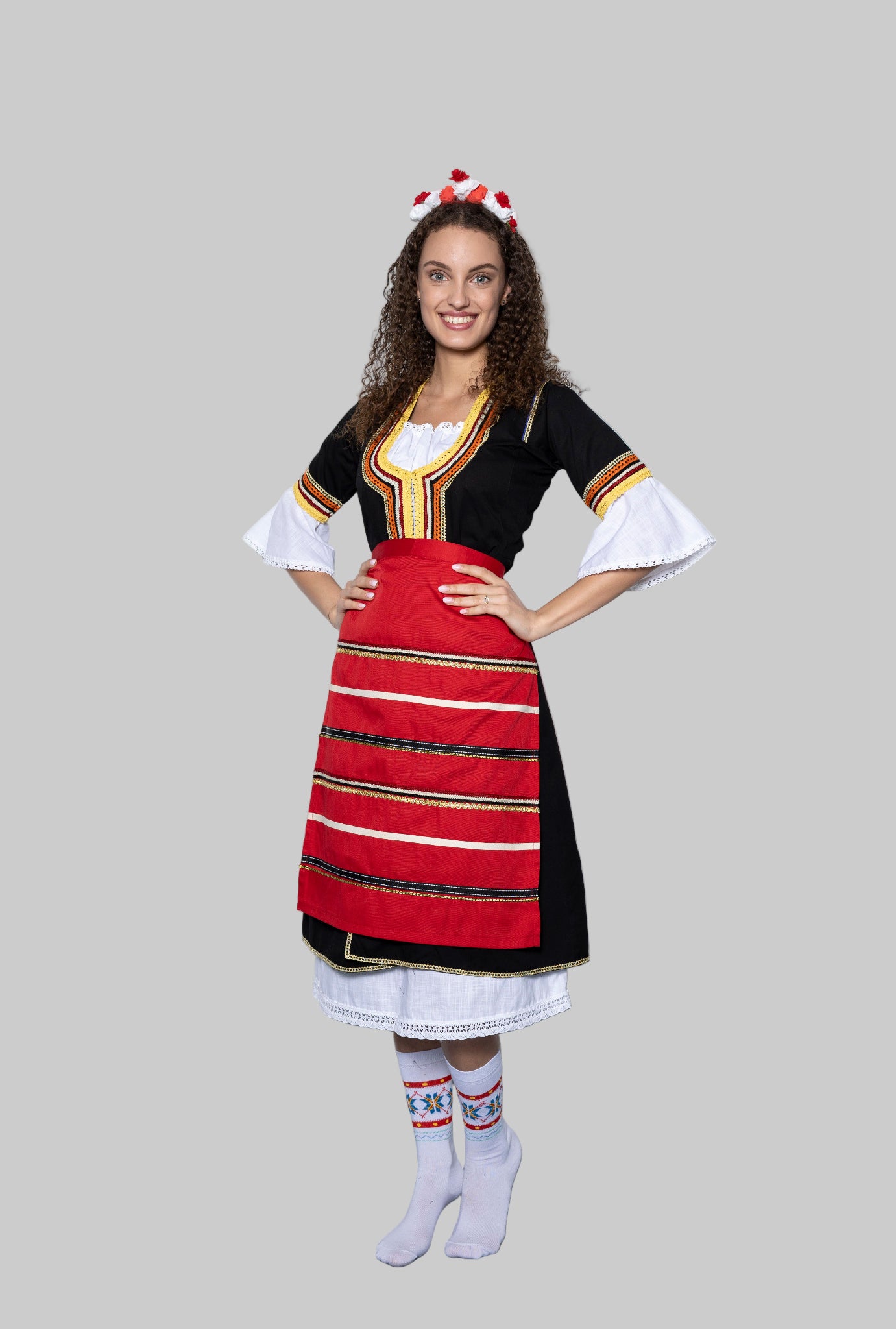 Кюстендилска дамска народна носия